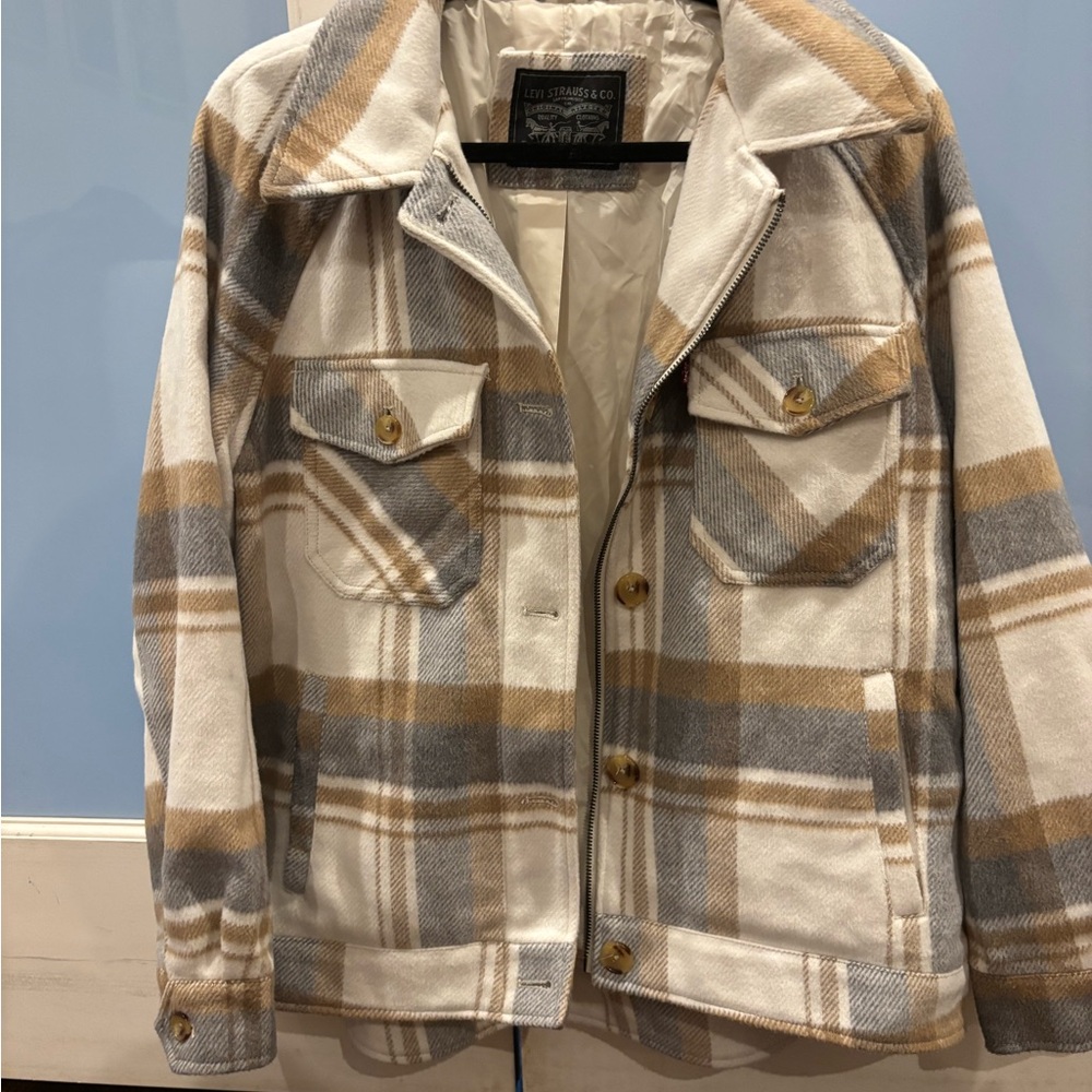 Plaid Levi’s Button-Up Jacket